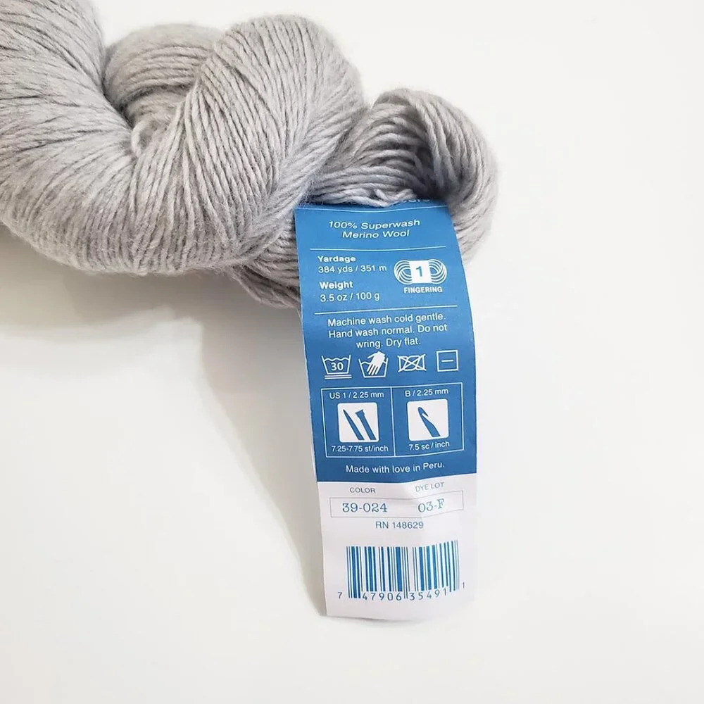 Cloudborn fibers skein